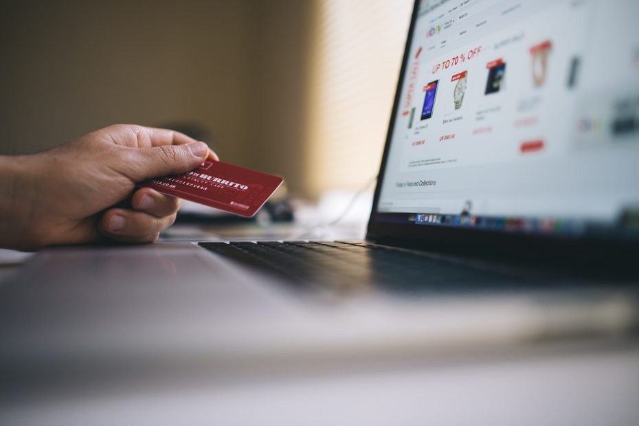 10 astuces pour eviter les arnaques en ligne