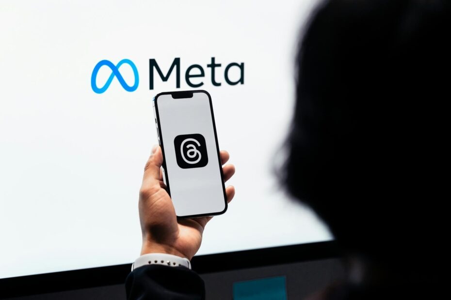 threads by meta on smartphone in hand