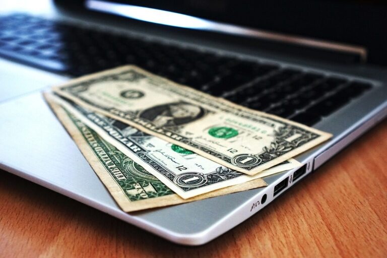 computer, buy, money, banknotes, save money, jacks, expensive, cheap, laptop, portable, desk, keyboard, cheap, cheap, cheap, cheap, cheap
